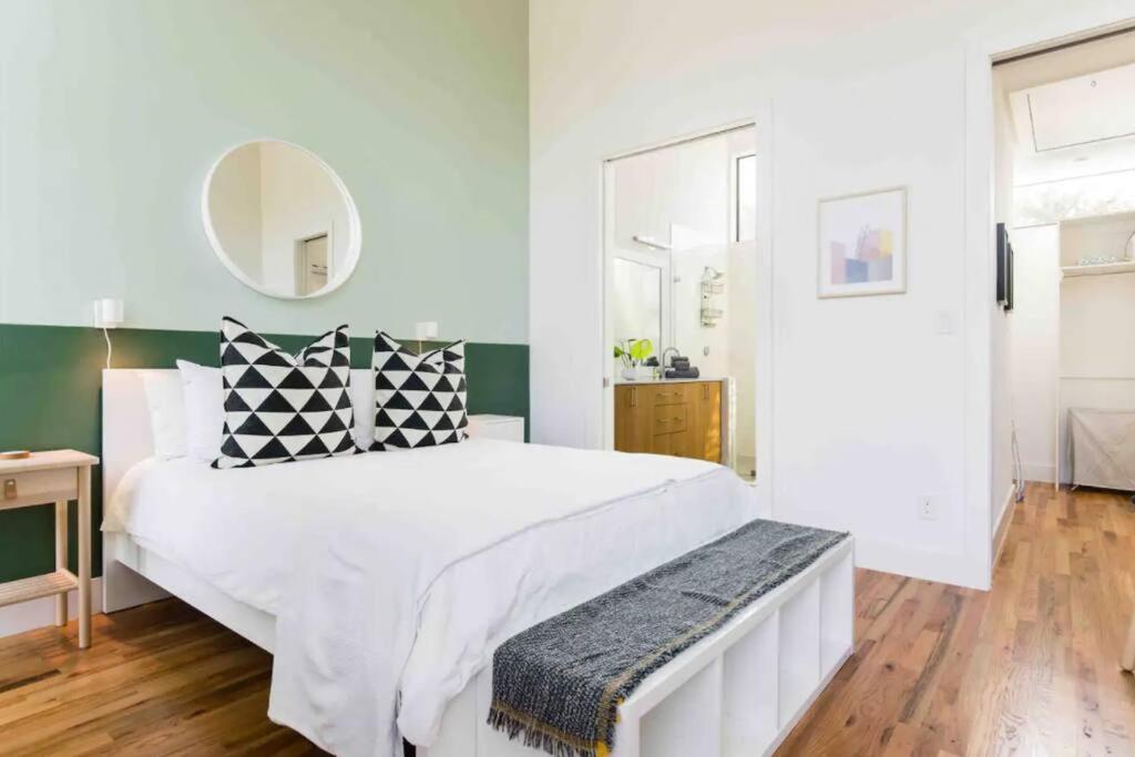Glamorous Perfectly Located Luxury 2 Bed Townhome Dallas Exteriér fotografie